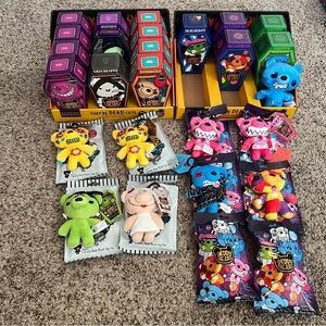 Deddy Bears 🐻 
Series 2 & 3 
Halloween Edition 
Full Size 
Clip-on